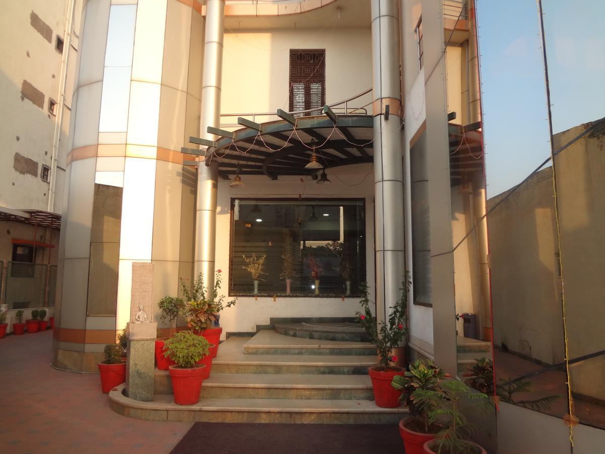 Hotel Airport Residency Ahmedabad Esterno foto