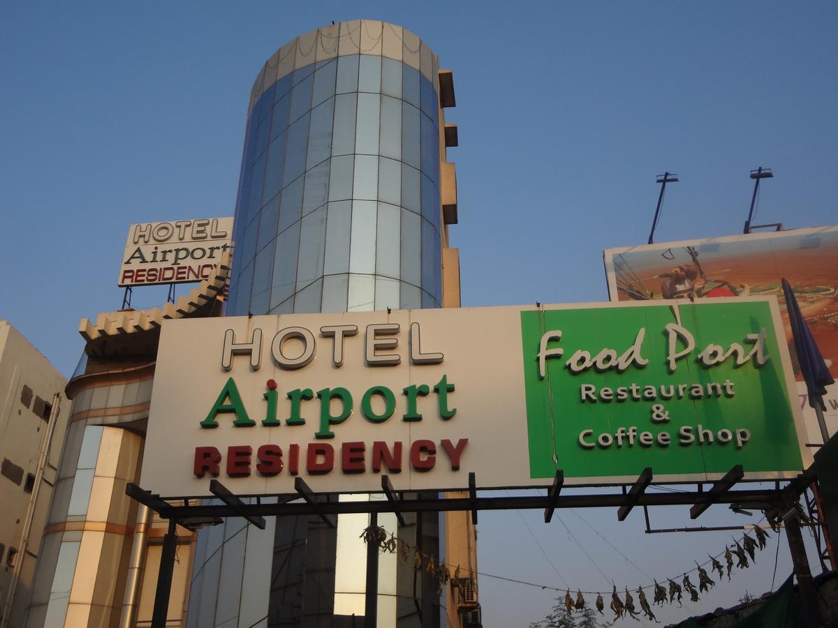 Hotel Airport Residency Ahmedabad Esterno foto